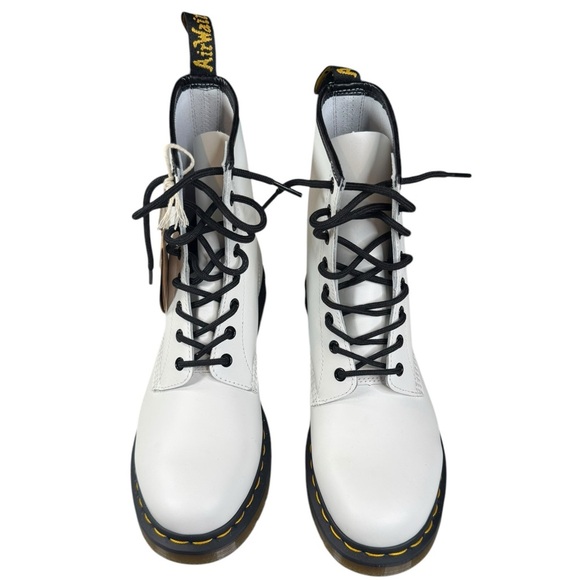 Dr. Martens White Leather Combat Boots 11 Women’s | Lace-Up Punk Goth Y2K Grunge - Picture 2 of 8